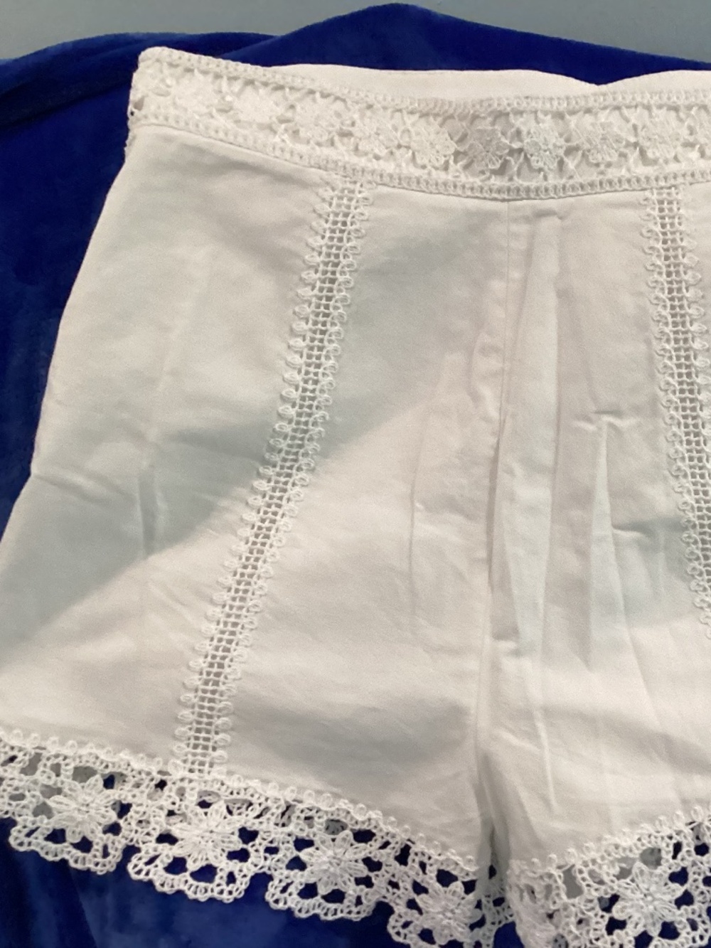 ZARA Lined White Shorts